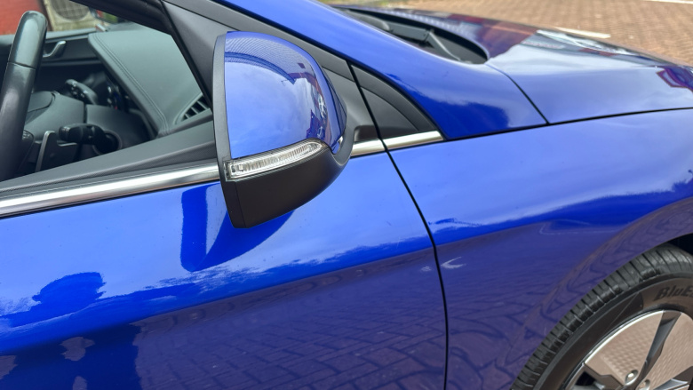 Hyundai IONIQ 1.6 GDi Hybrid Premium 5dr DCT Hybrid Hatchback